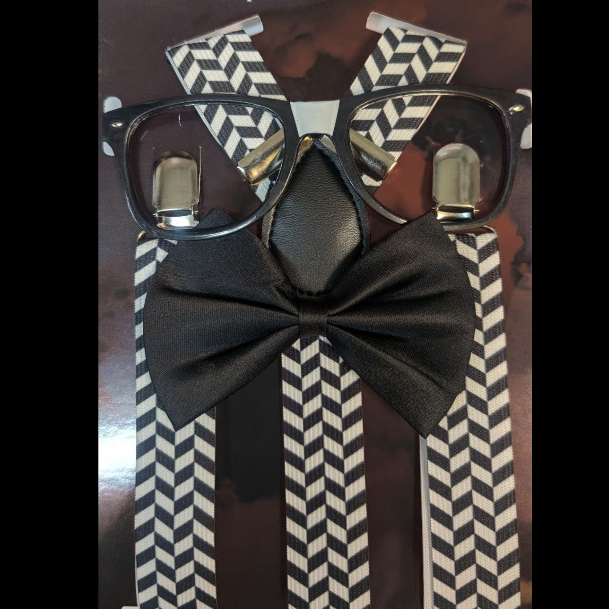 Nerd Costume Accessory Set – Glasses, Chevron Suspenders & Black Bow Tie