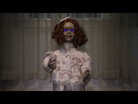 Load video: Animated Cracked Victorian Doll