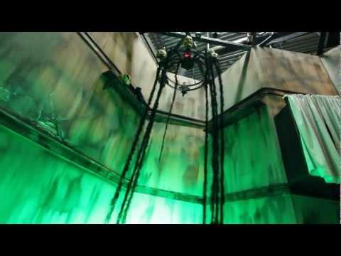 7' Animated Spider With Long Legs