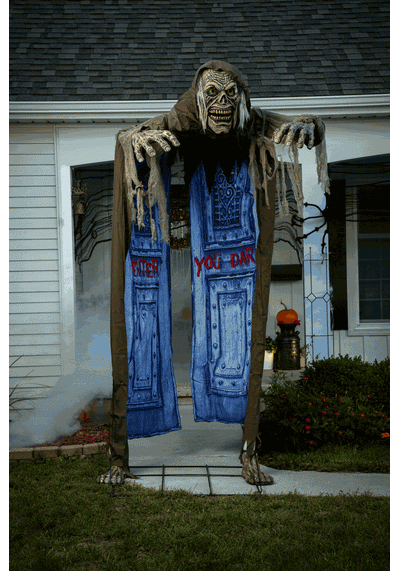  Looming Ghoul Animated Archway Prop, a terrifying and lifelike prop featuring an ominous figure and eerie sounds