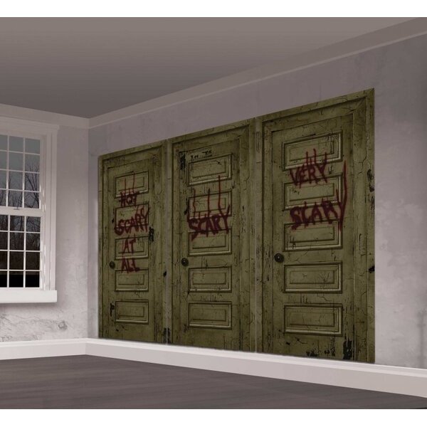 IT Chapter Two Scary Doors Scene Setter Kit.