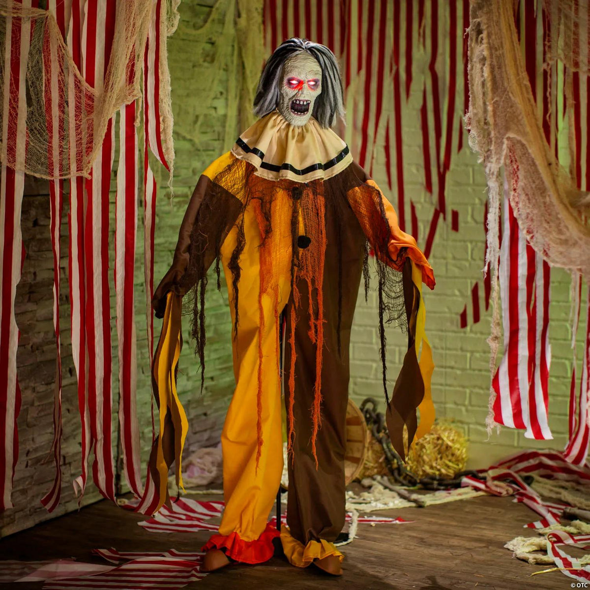 Life-Size Animated Light-Up Jump Scare Clown - 5 ft