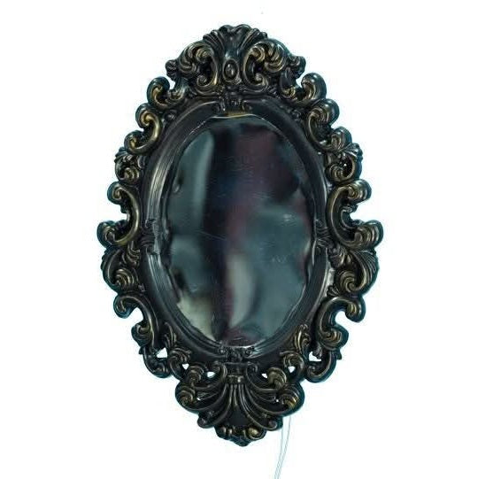 Animated Broken Mirror With Evil Ghost 34cm
