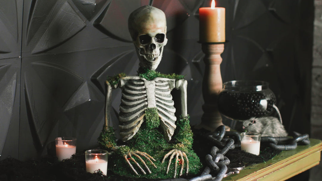 Animated Mossy Skeleton Tabletop