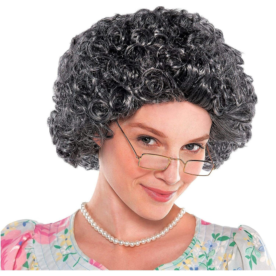 Alt text: Beautiful and natural-looking grey curly wig for elderly women, perfect for costume parties and everyday wear
