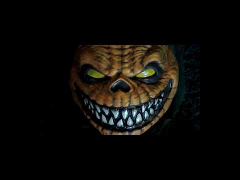 Towering Terror Vampire/Adult